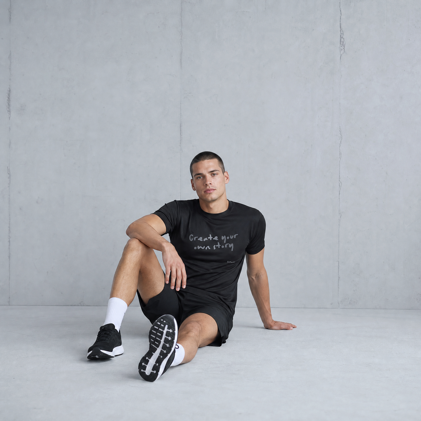 Create Your Own Story Performance T-shirt - Black